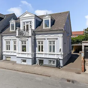 2* Bed & Breakfast Sweethome